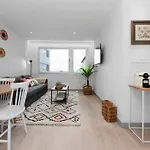 2 Bedrooms 1 Bathroom Furnished - Justicia - Executive Style - Mintystay